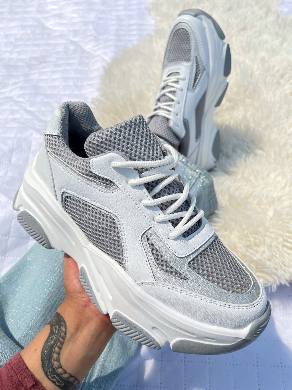 Teni Blanco / Gris  Playmaker