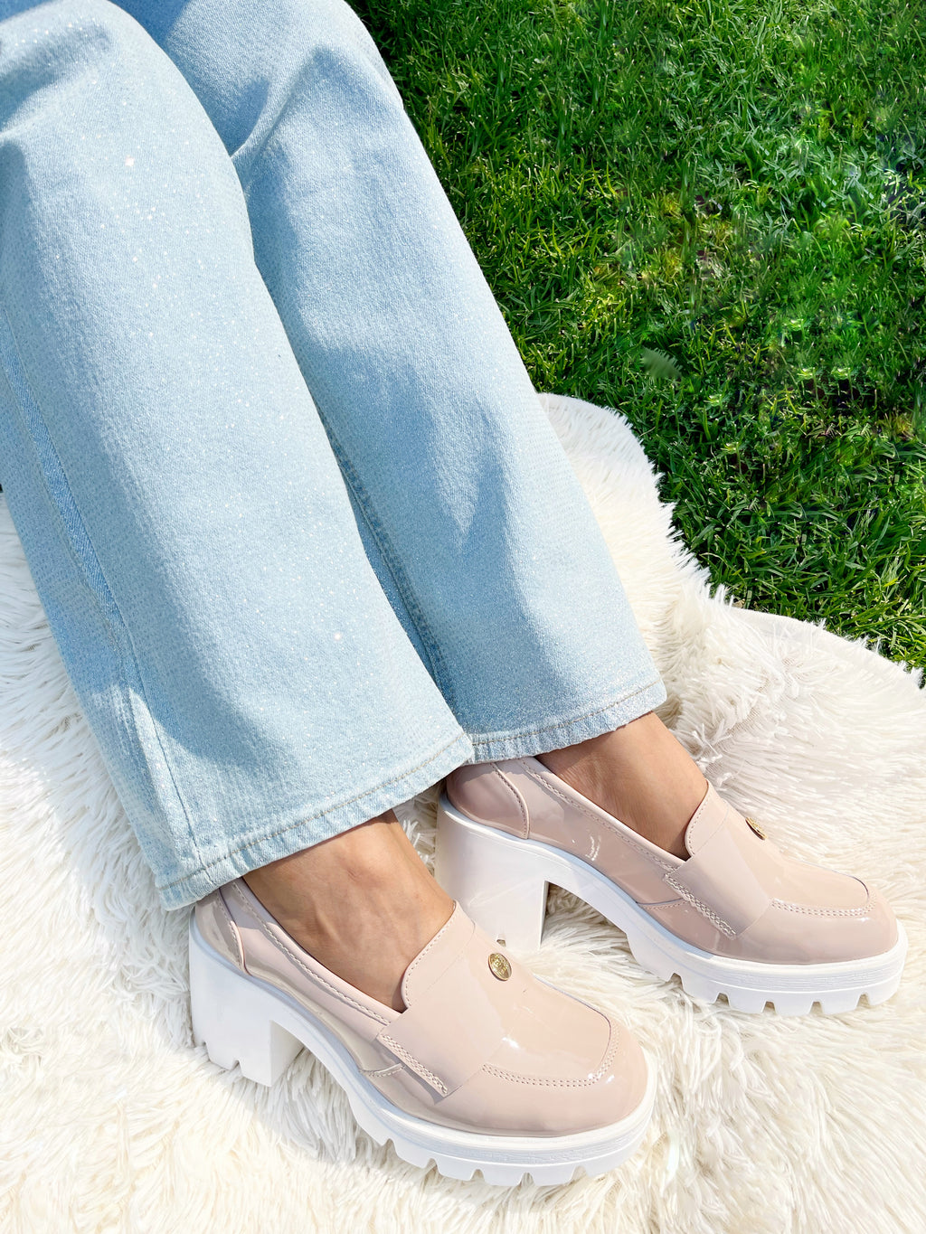 Mocasín Lola Nude Charol