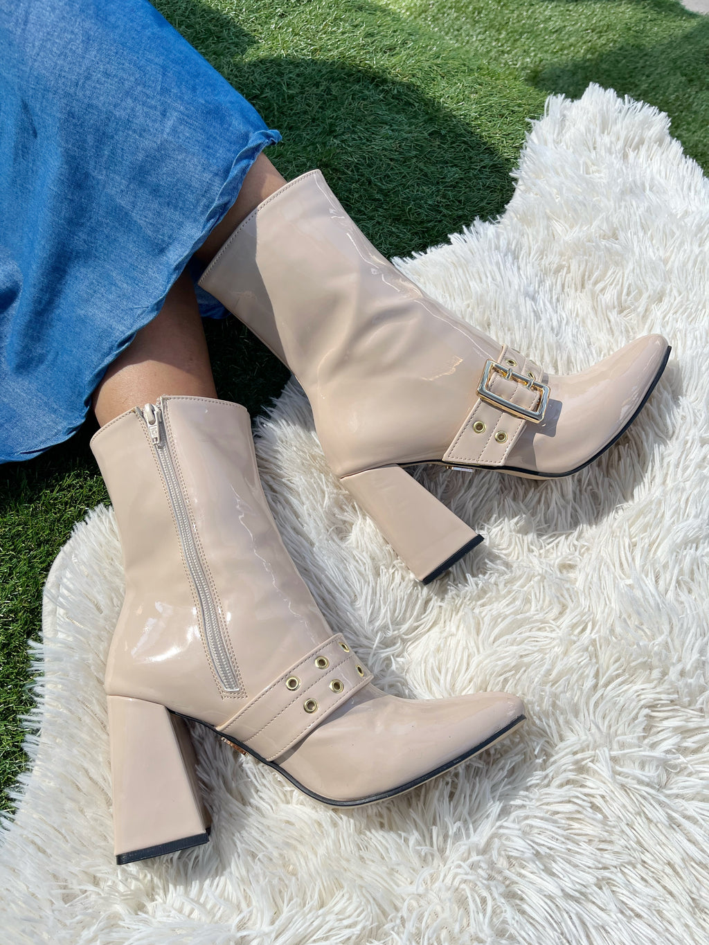 Bota Sonterra Charol Nude