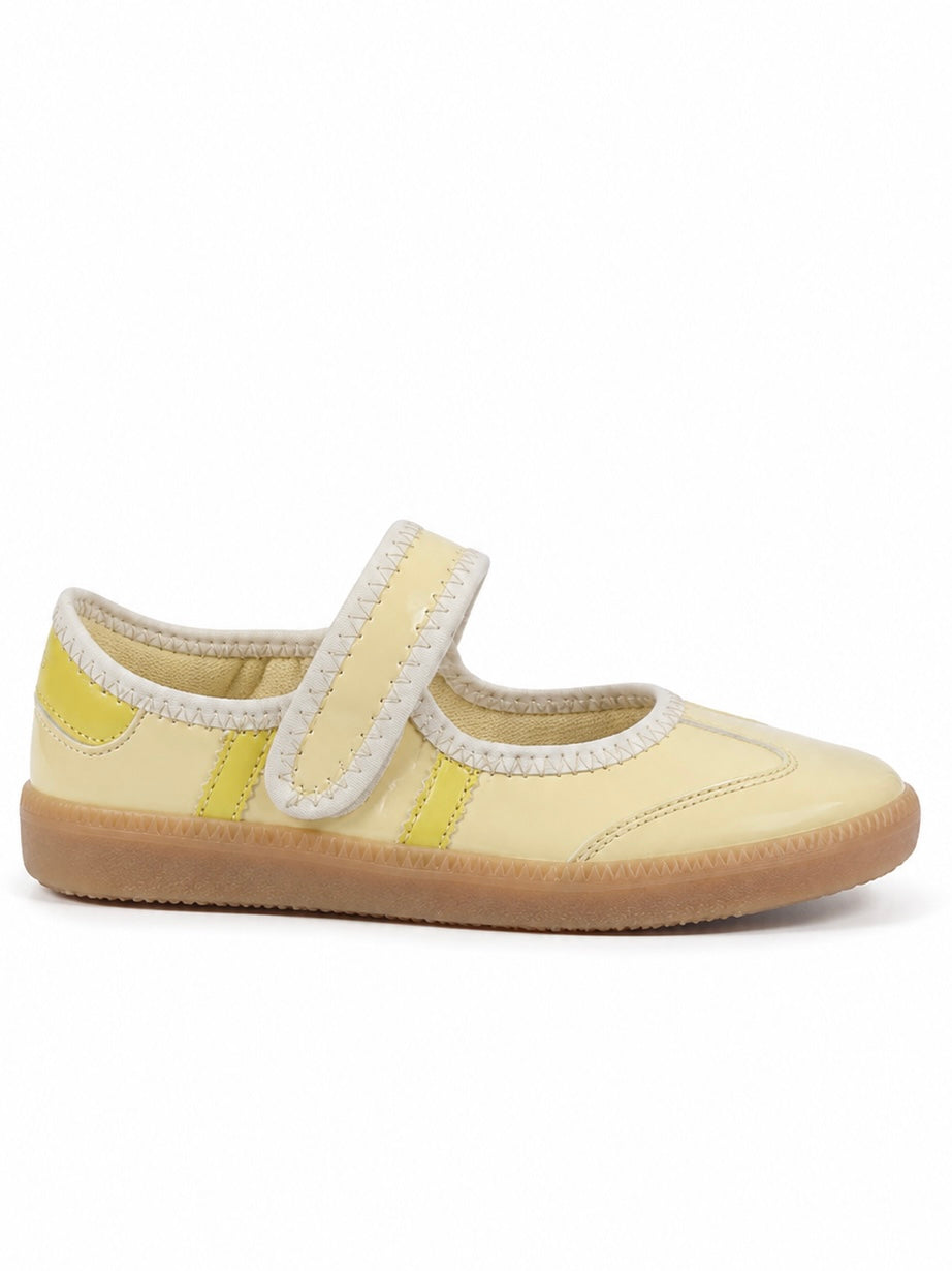 Teni Valerina Elfa Mari Jane Amarillo