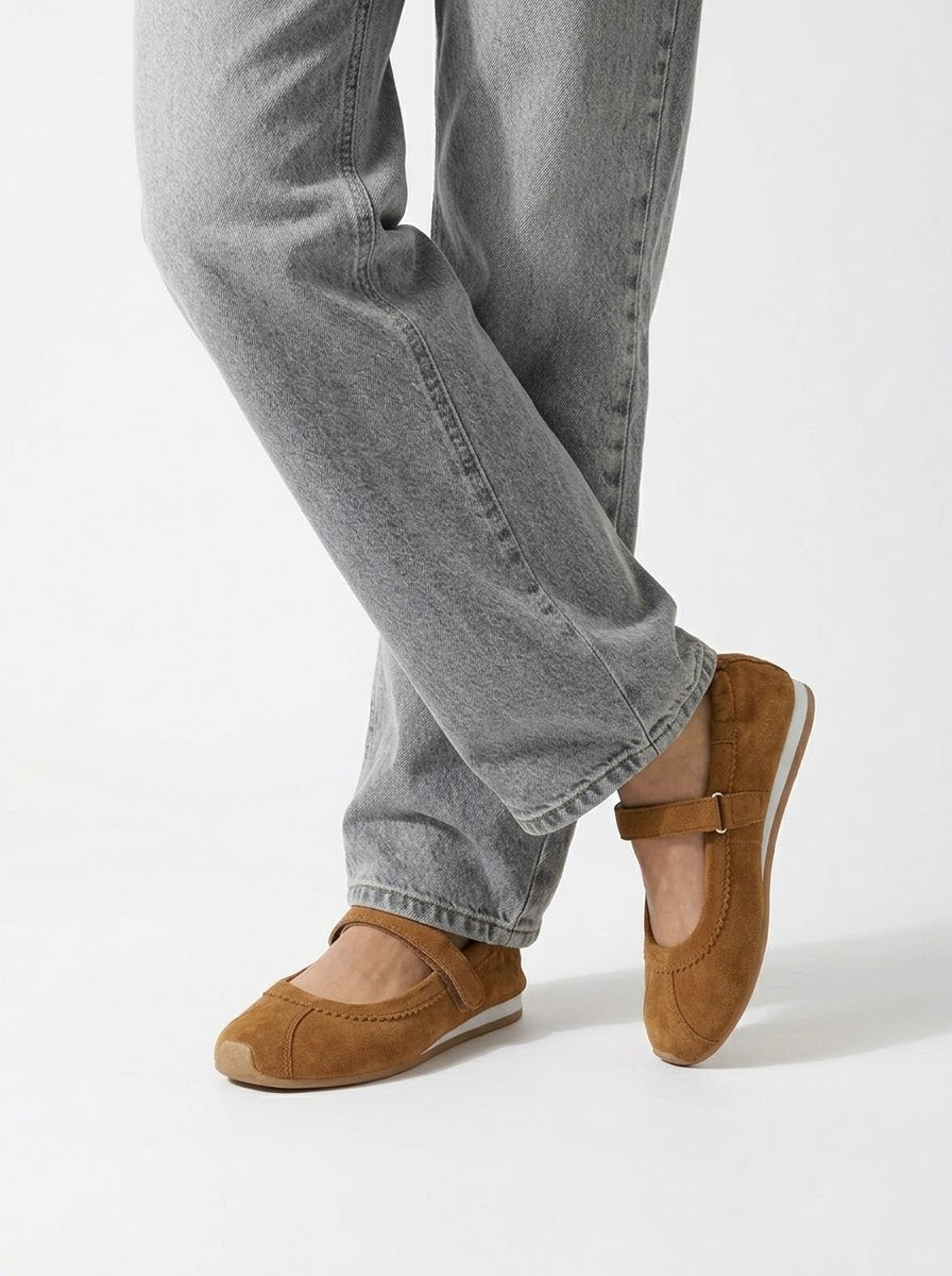 Valerina Reachel Jane Camel