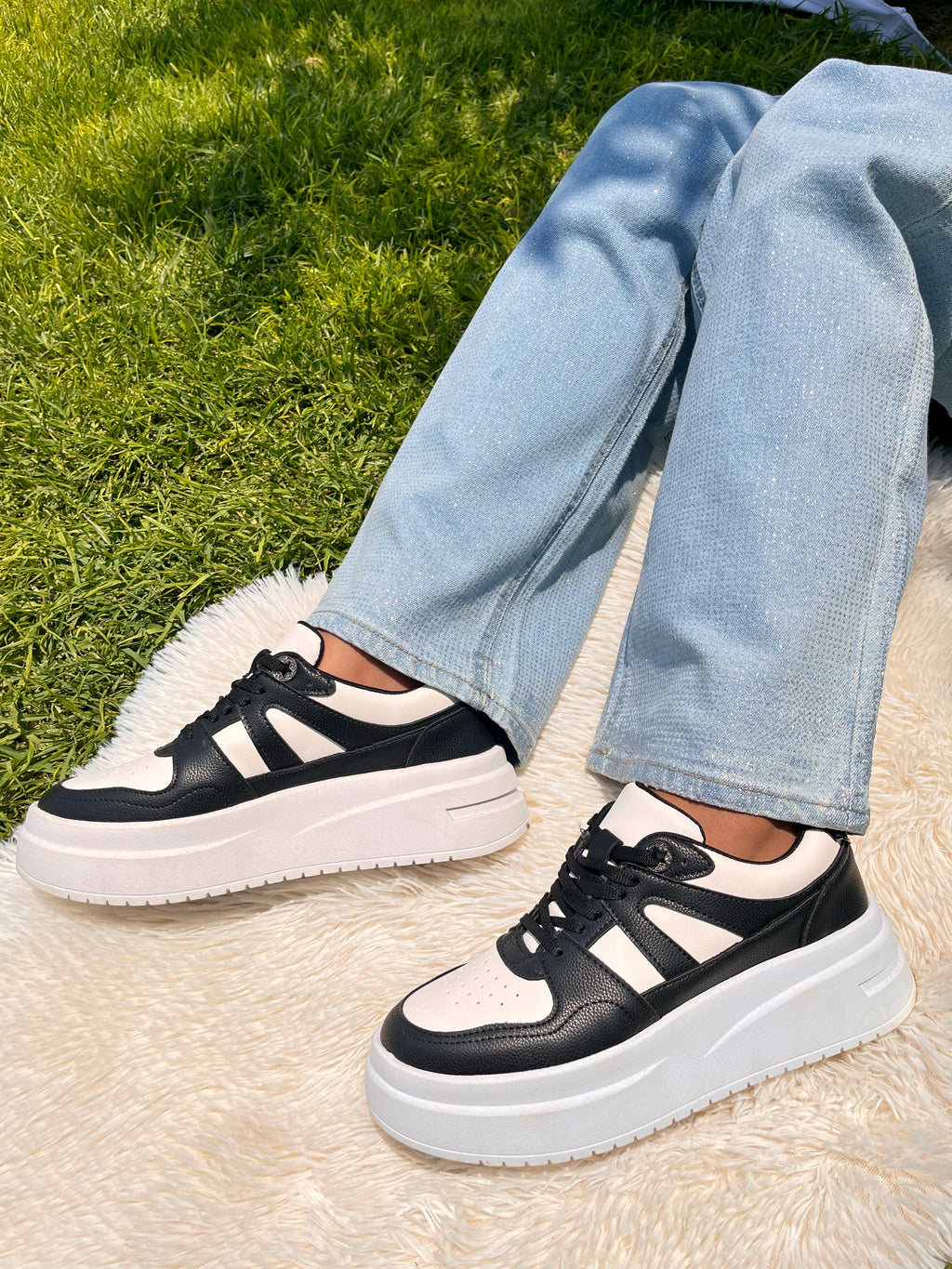 Teni Blanco Negro Nelly