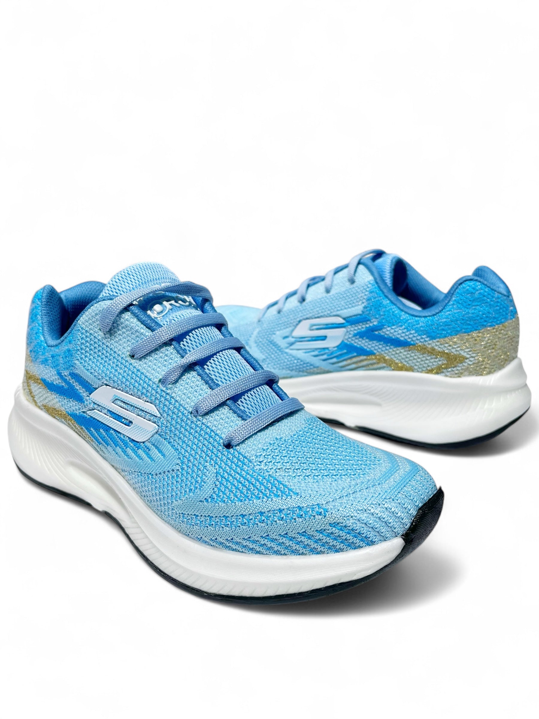 Teni Olivia Azul cielo