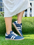 Teni Elfa Prin Marino