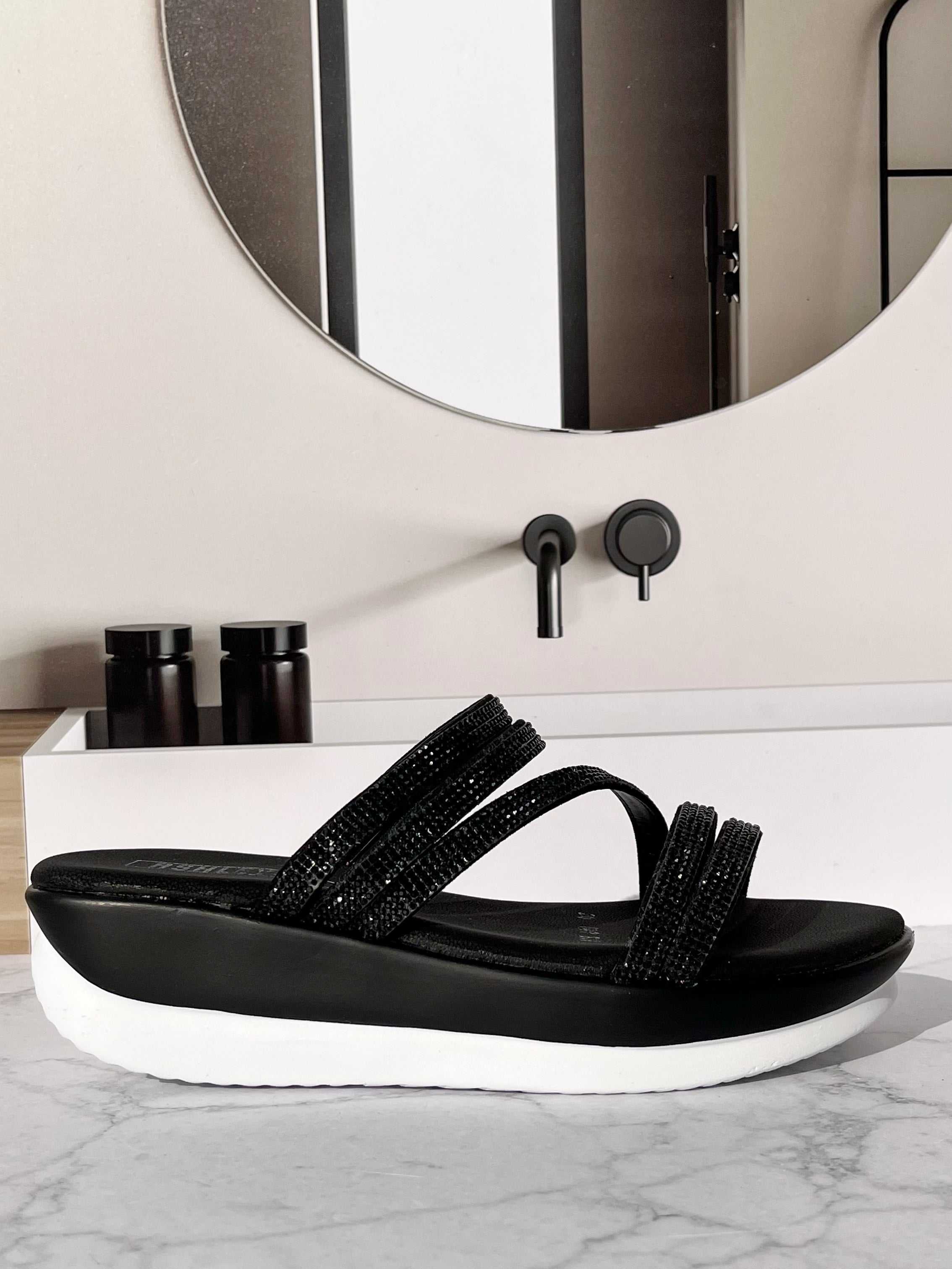 Sandalia Valentina Negra