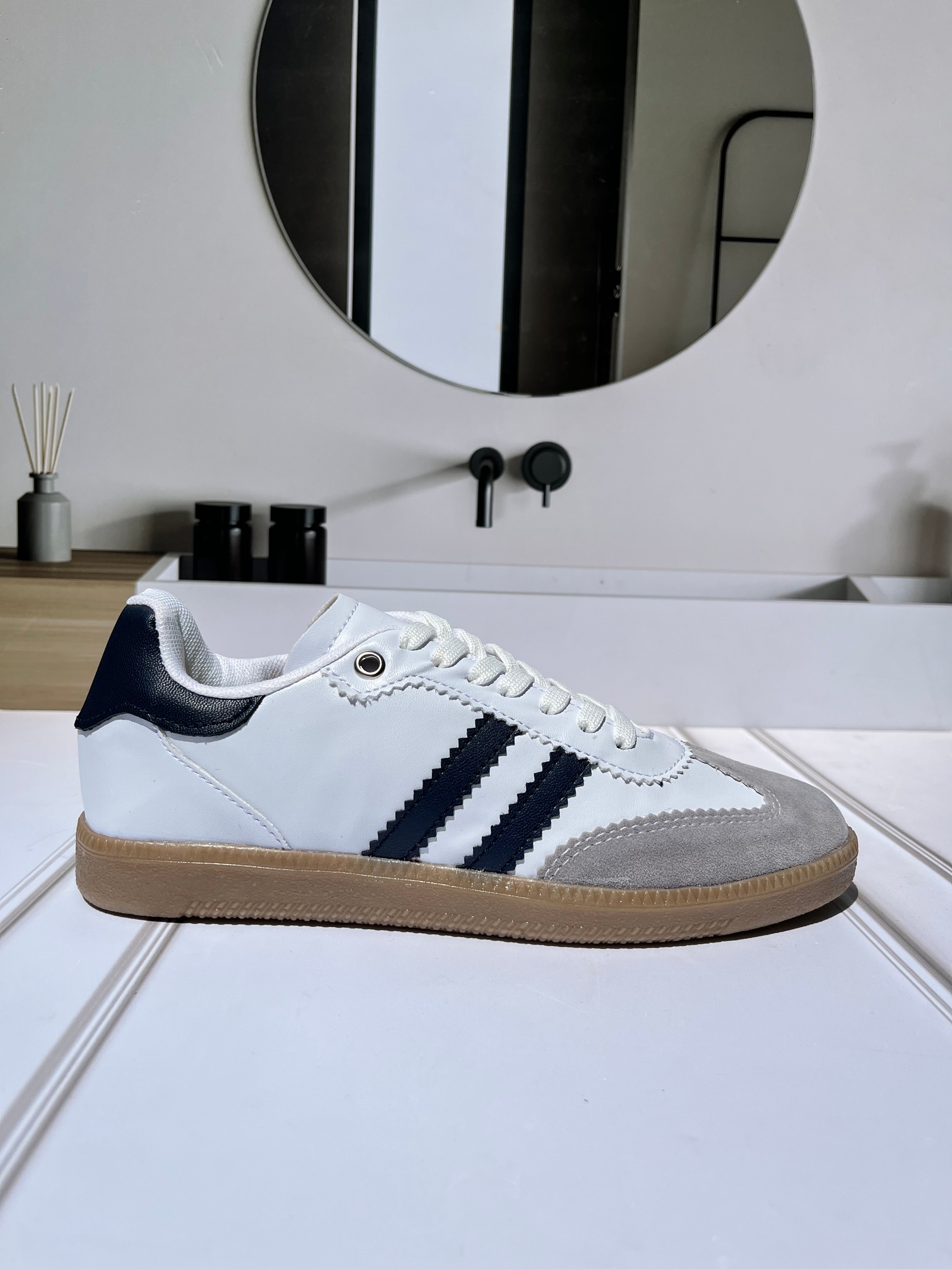 Teni Elfa Blanco Negro