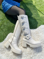 Bota Alta Latte Damayanti