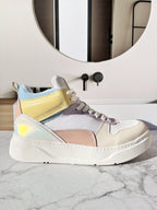 Teni Charlotte Pastel