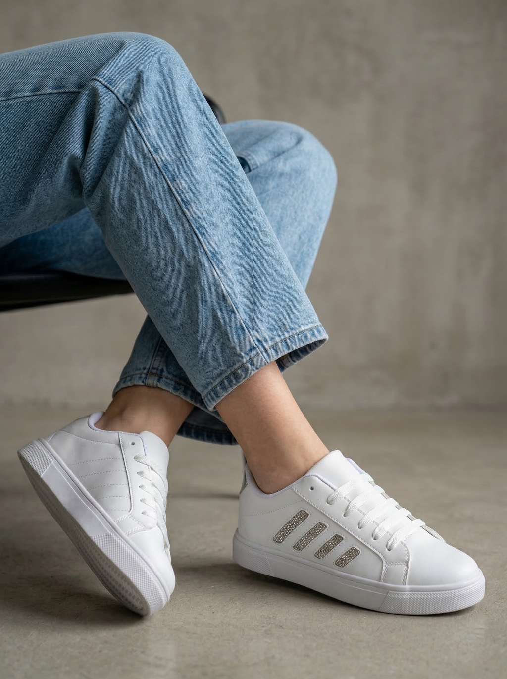 Teni Atenea Blanco con cristales