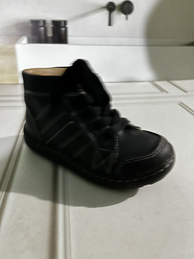 Escolar Niño 162 Piel Negra