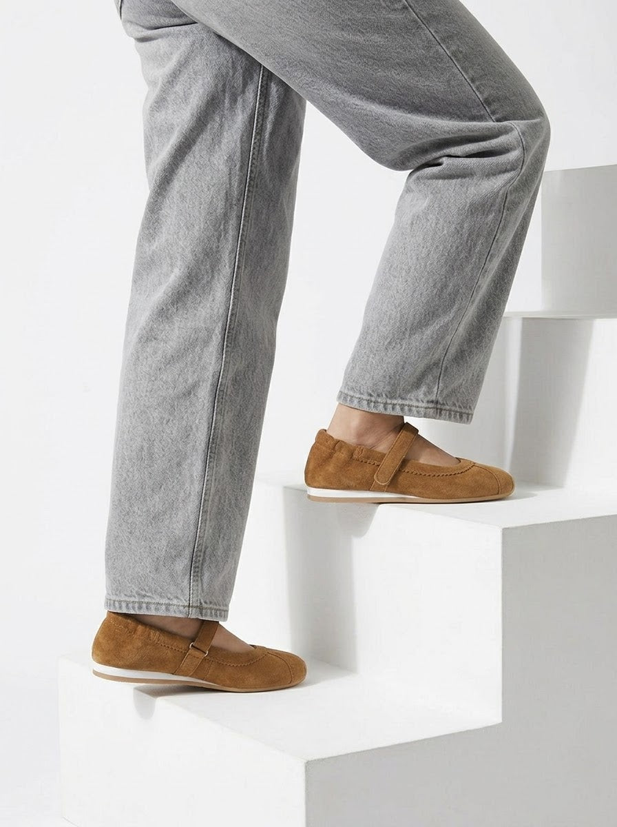 Valerina Reachel Jane Camel