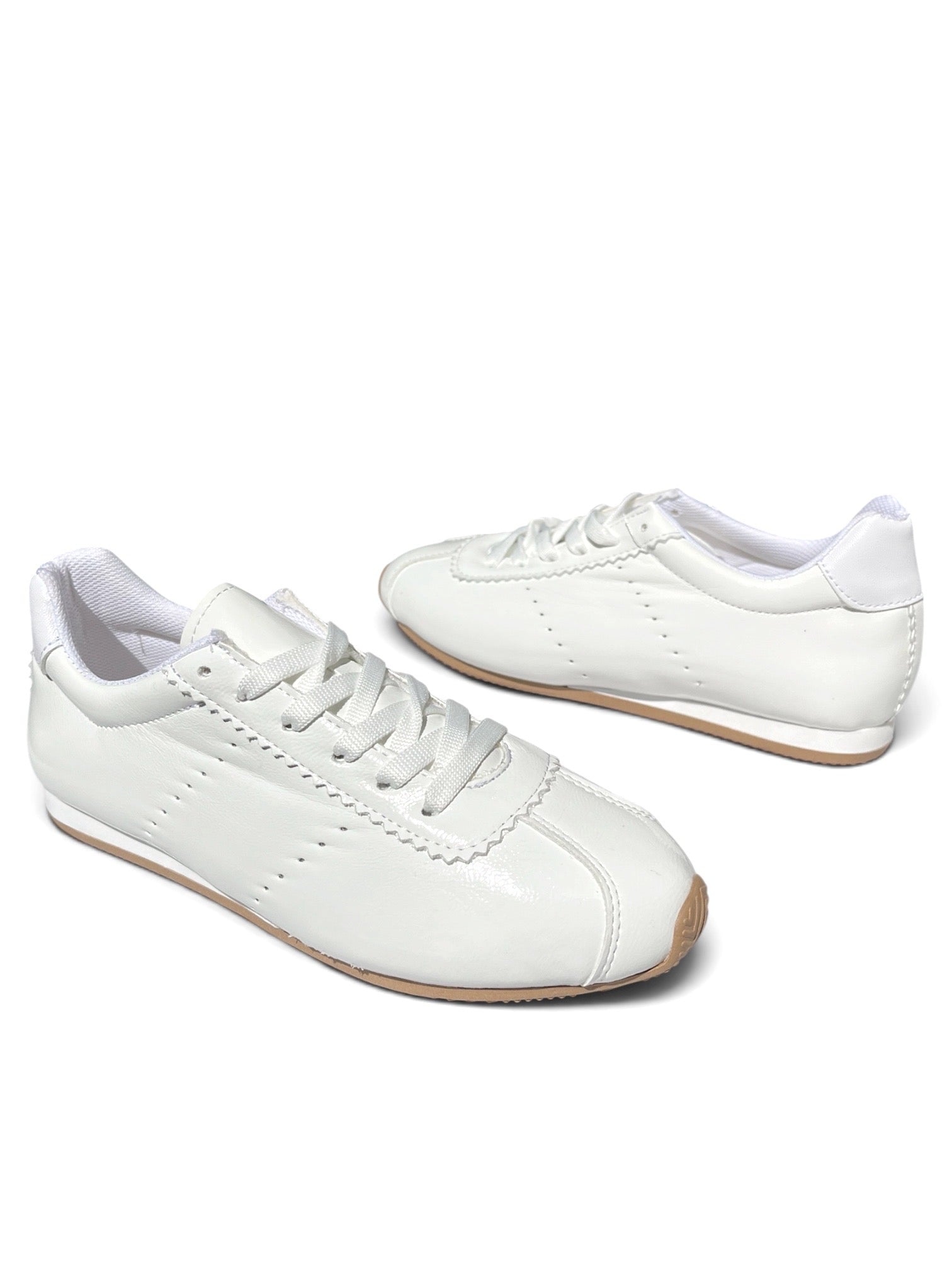 Tenis Siena Retro Charol Blanco