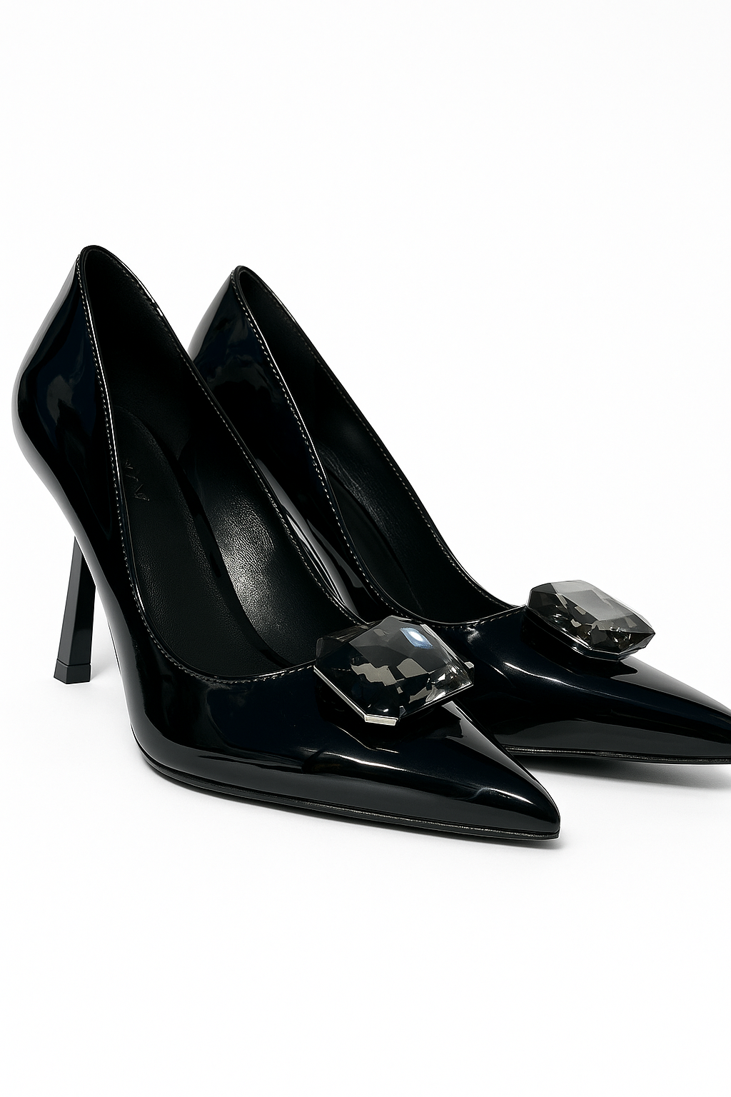 Tacones Charol Negro Cleo Diamante