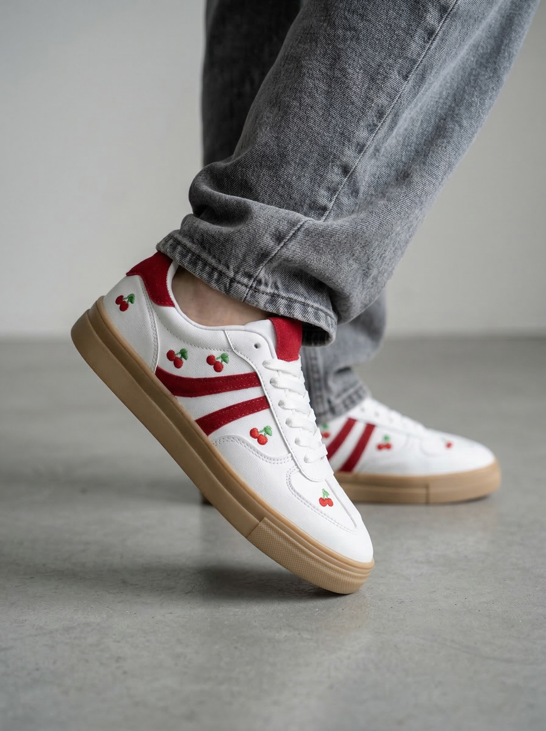 Teni Velvet Blanco con Cerezas