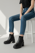 Bota Casual Negra Yvi