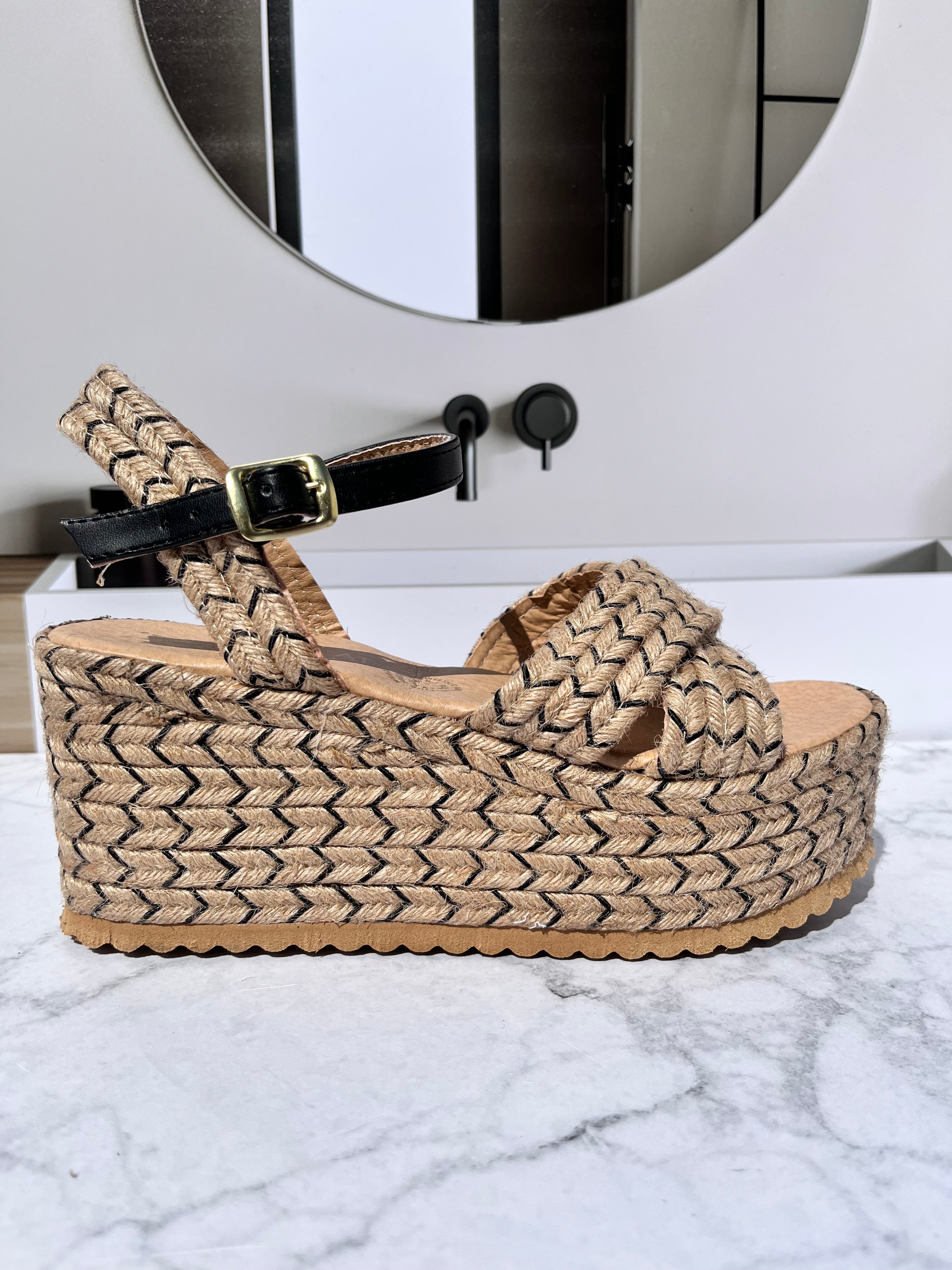 Plataforma Tulum Negra