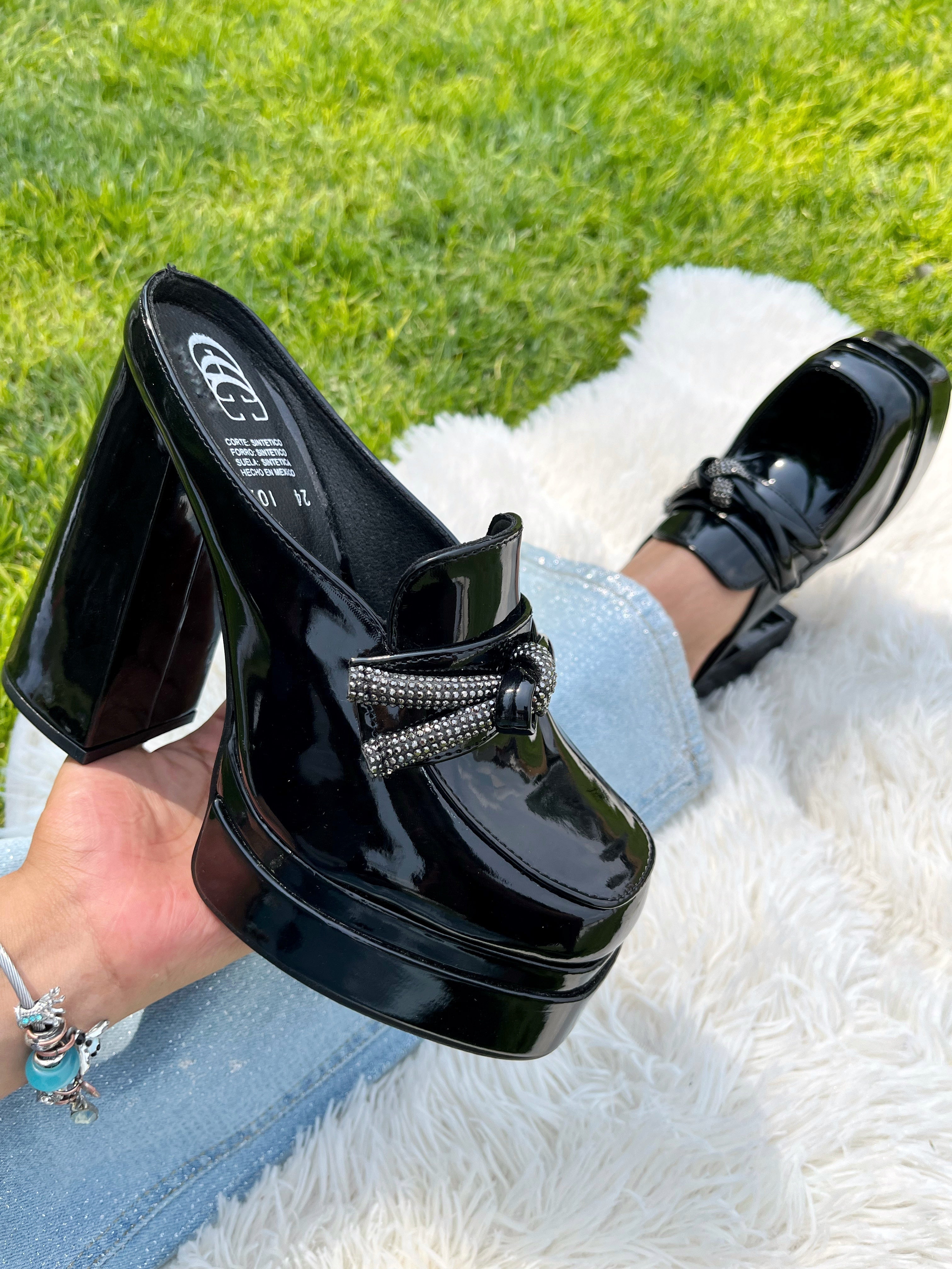 Tacones Lybra Charol Negro