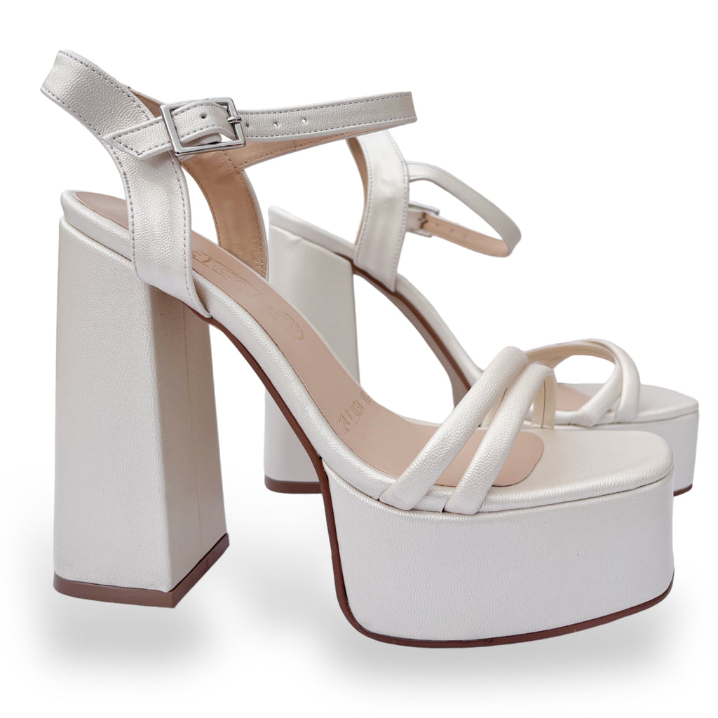 Tacones Dakota Perla