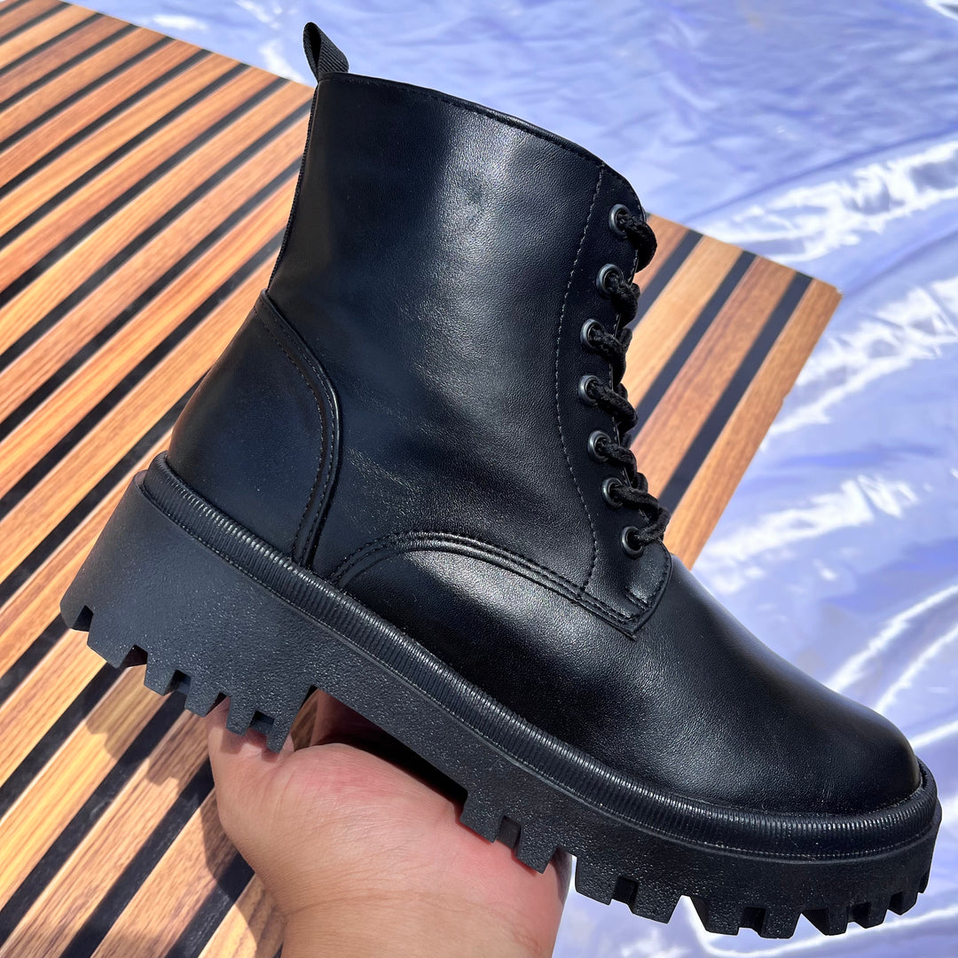 Bota Brasilia Negra