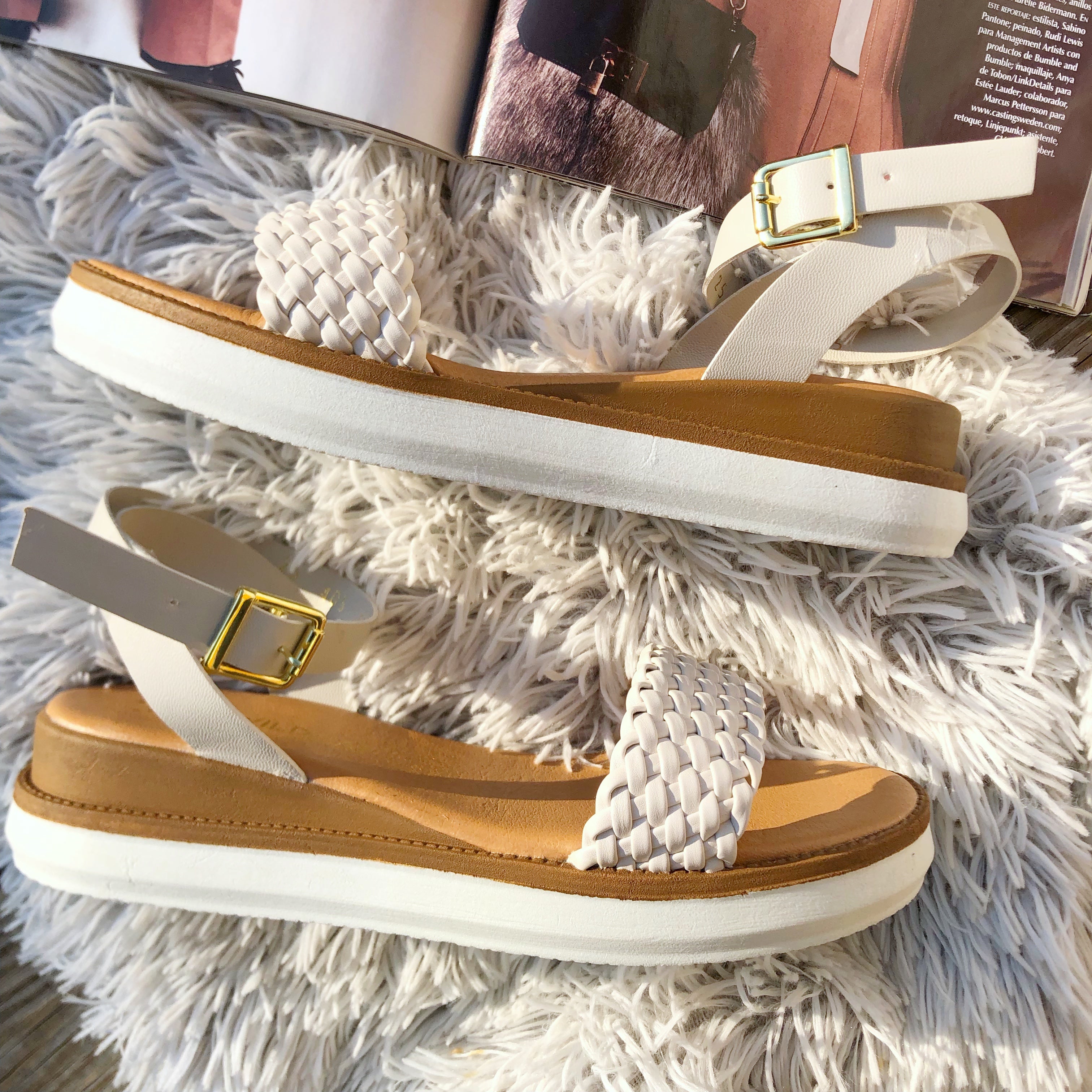 SANDALIA TRENZA  LATTE